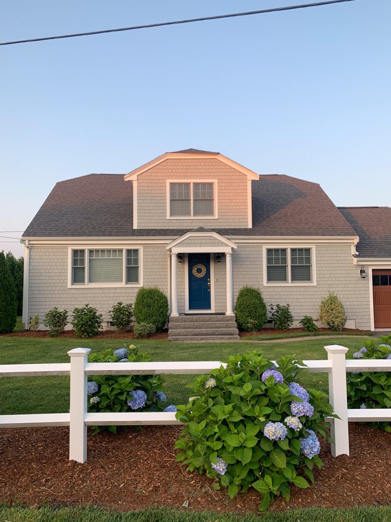 Best Lightweight Furniture For RV Travel: Minimize Weight, Maximize Comfort