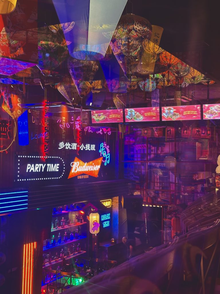 What Are The Best Entertainment Systems Or Setups For An RV?